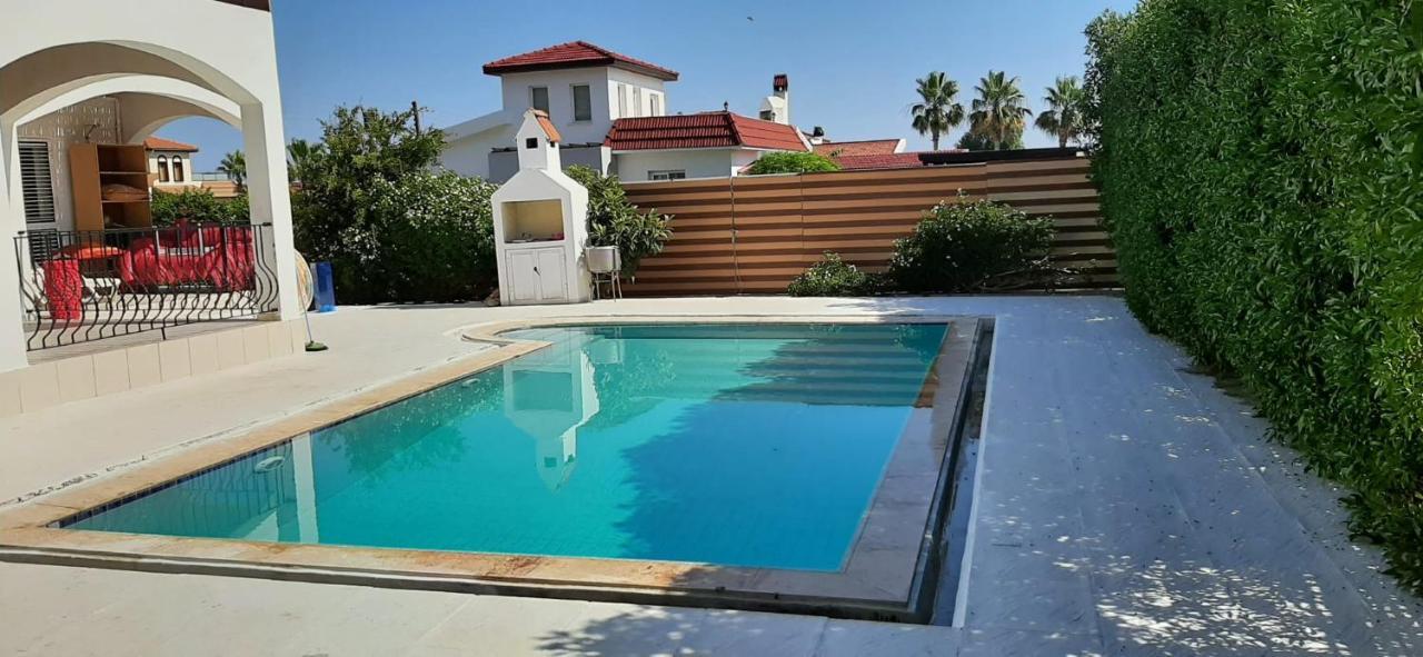 Villa Bougainvillea With Privite Pool Vaszília Kültér fotó