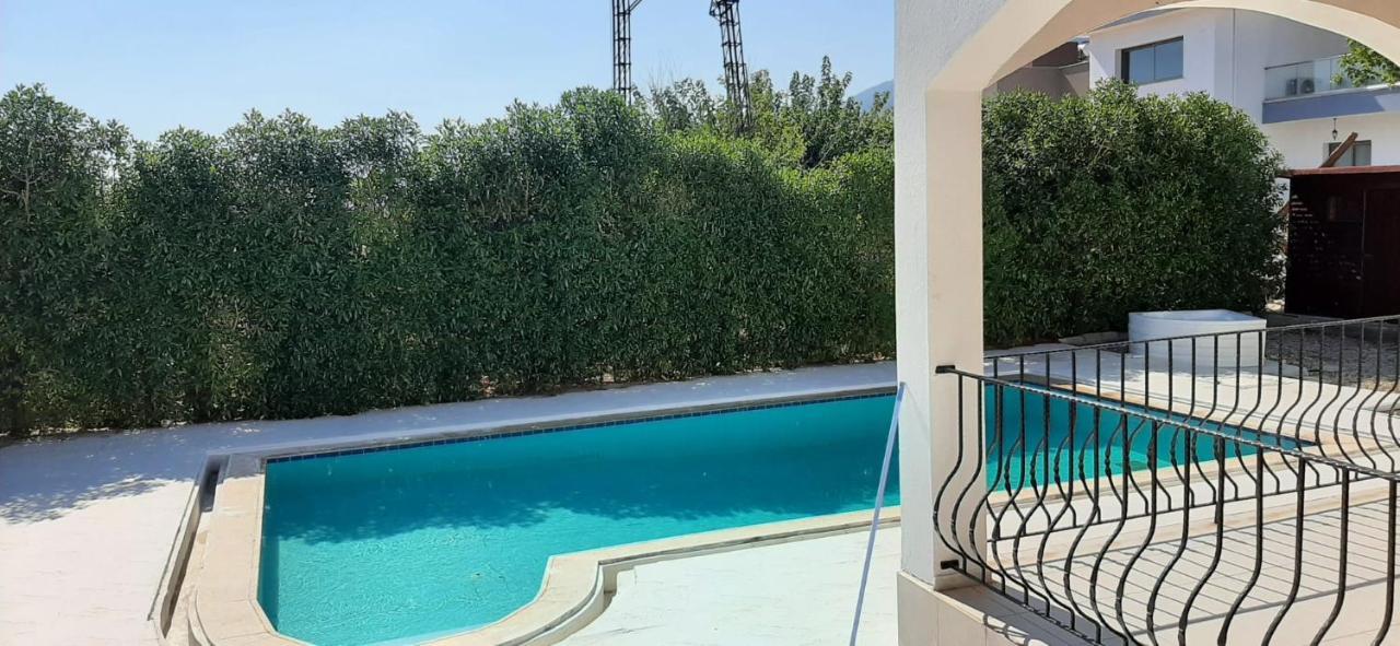 Villa Bougainvillea With Privite Pool Vaszília Kültér fotó